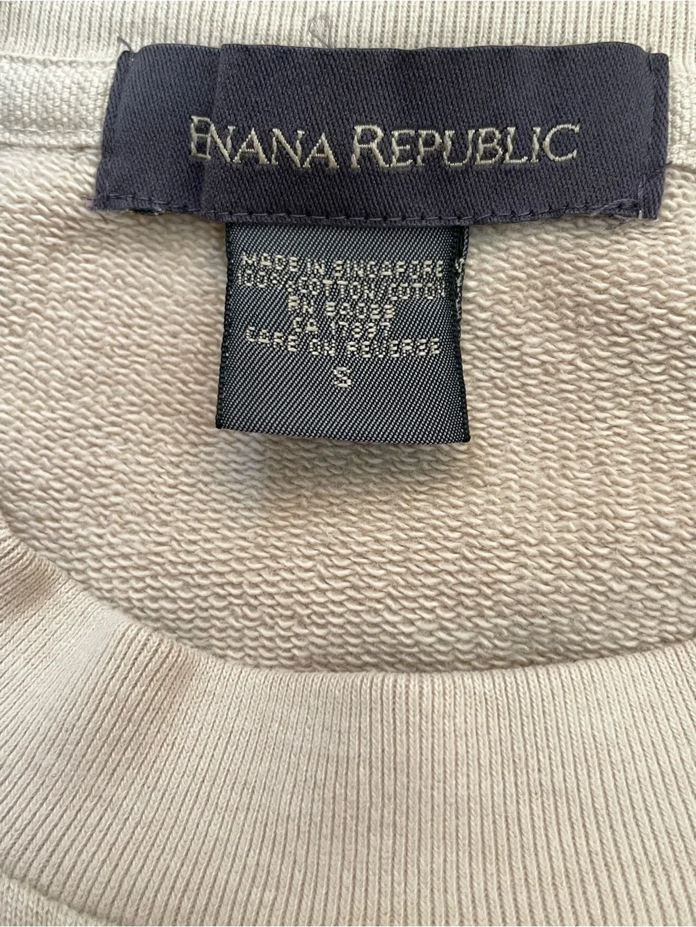 Banana Republic Men's Crewneck Sweatshirt in Beige with Black Logo